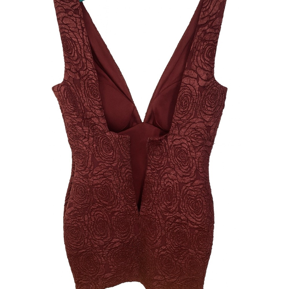Siena Women's Dress Size 6 Burgundy Rose Jacquard Deep V Sleeveless Cocktail - Picture 2 of 5